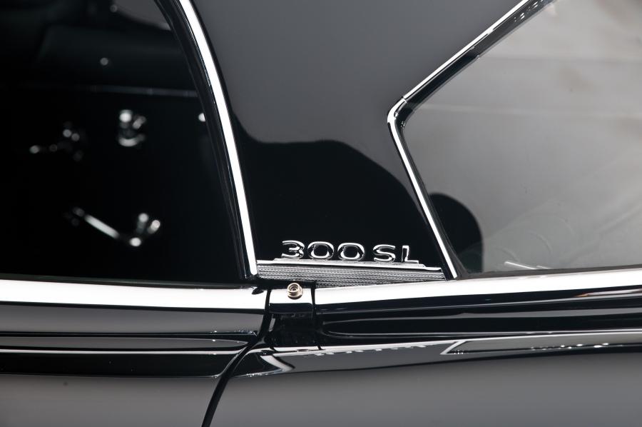  Mercedes-Benz 300 SL Roadster 1960 года  (фото 15 из 60)